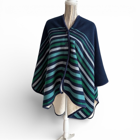 Lands' End Sweaters - Lands’ End Reversible Fleece Sherpa Poncho Cape Wrap O/S NWT​